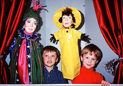 children and puppet theatre